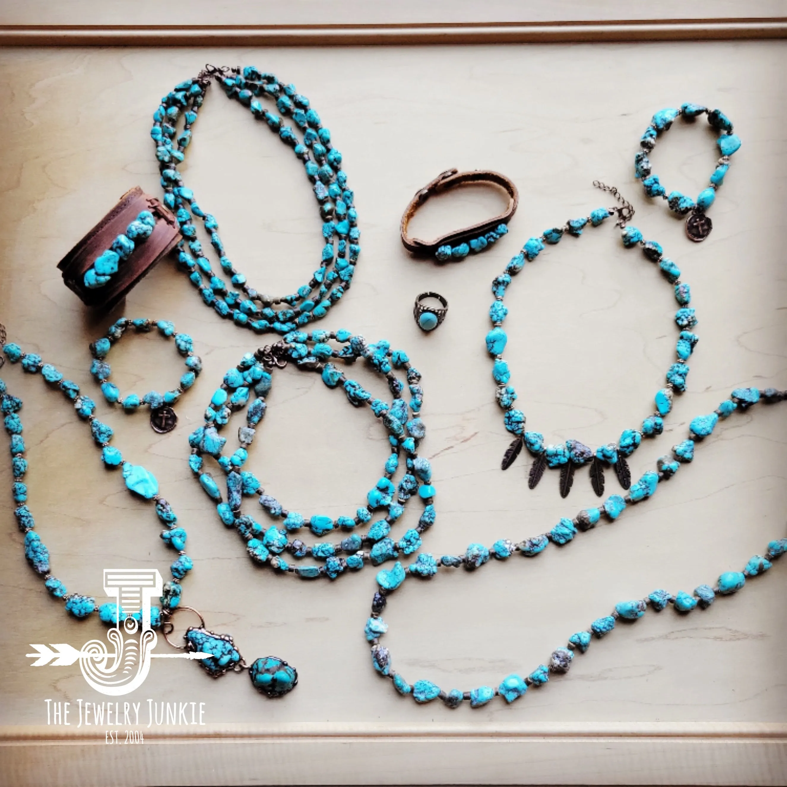 **Blue Turquoise Collar Necklace w/ Feather Pendants 259m