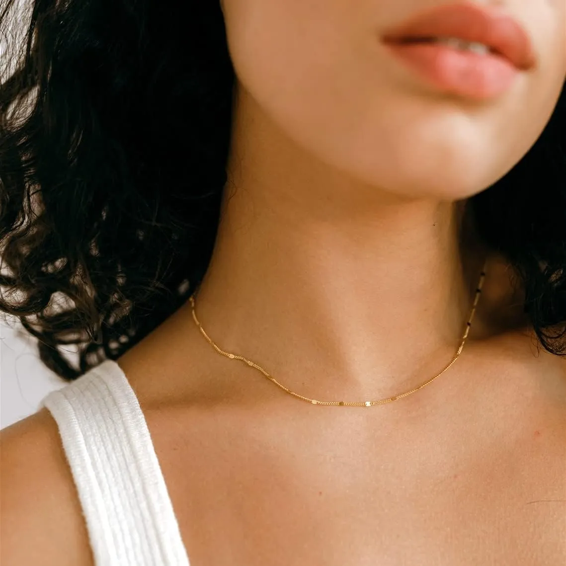 Layered Necklaces for Women Stack Dainty Cross Necklace Circle Paperclip Pearl Pendant Chain Necklaces Simple Jewelry Gift
