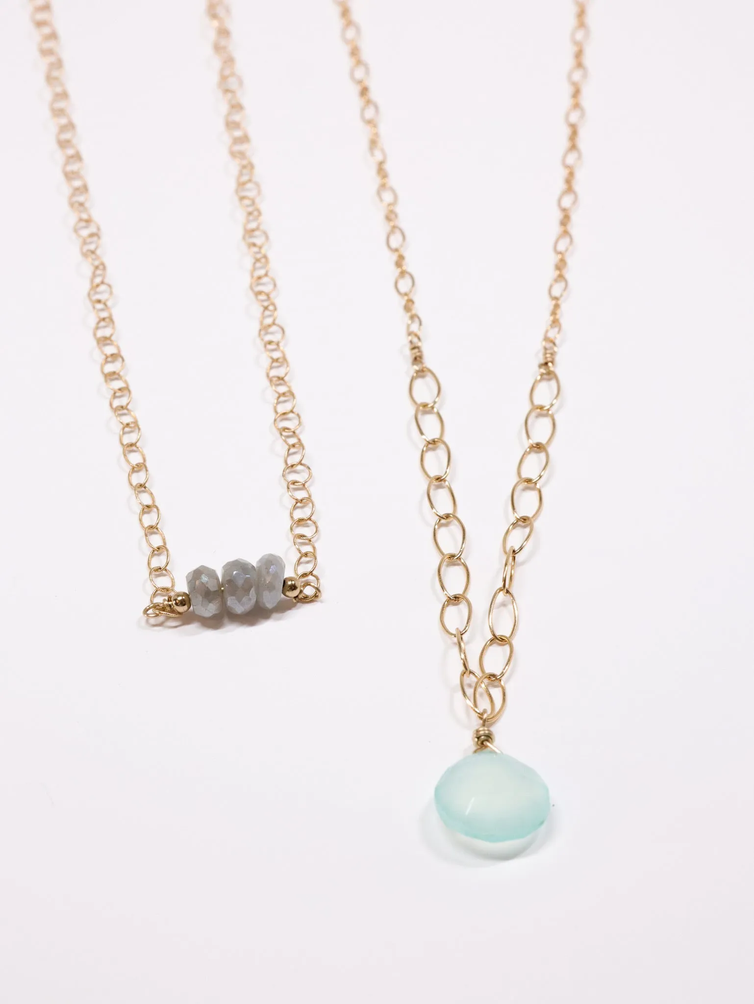 Sidney Peruvian Chalcedony drop nh necklace